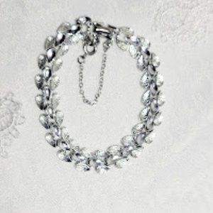 VINTAGE SILVER PLATED THREE TEARDROP SHAPED BRACELET 7.5" WITH SAFETY CHAIN